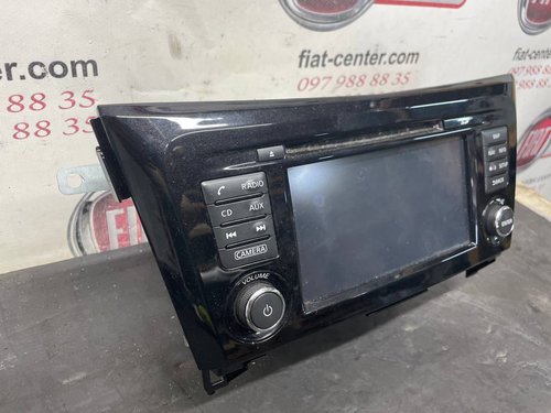 Экран автомагнитолы с GPS Nissan Qashqai J11
