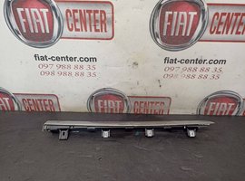 Декоративная накладка торпеды Peugeot 3008 II