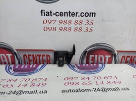Фиксатор (кронштейн) датчика ABS левый