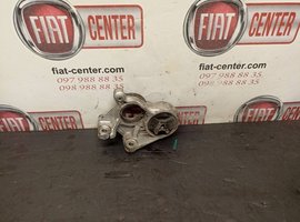 Опора підвісного підшипника передньої півосі