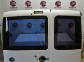 Двері задні розпашні