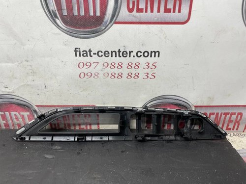 Пластик панелі управління склом передній правий