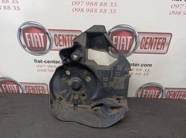 Захист задньої балки правий Peugeot 3008 II